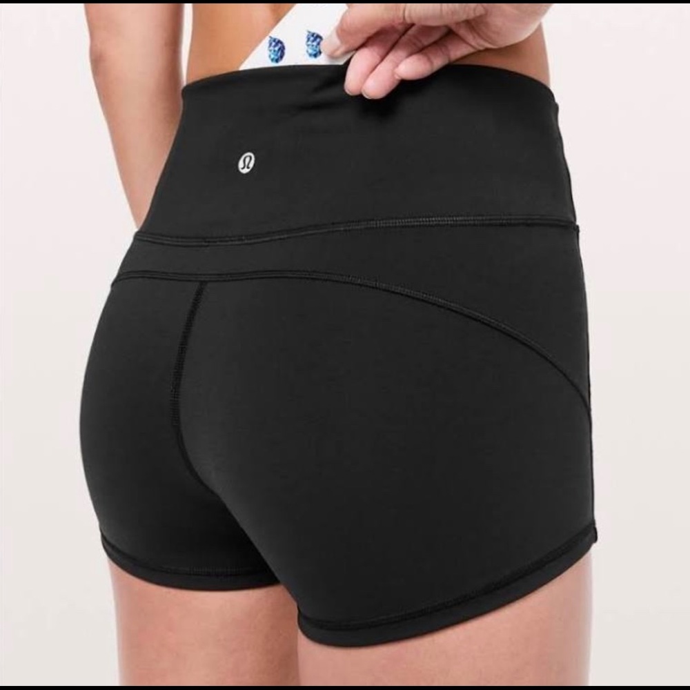 lululemon In Movement 2.5” Everlux Short size 2